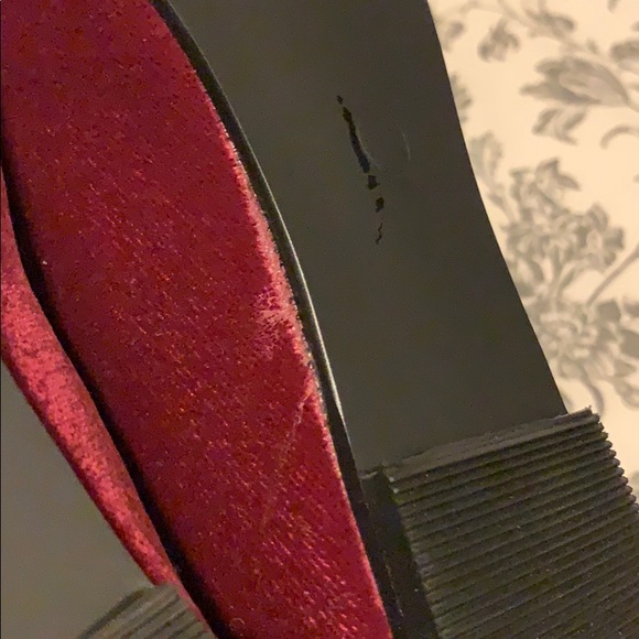 LAST CHANCE Joe Fresh Burgundy Velvet Flats with Jewel accents - Picture 6 of 7